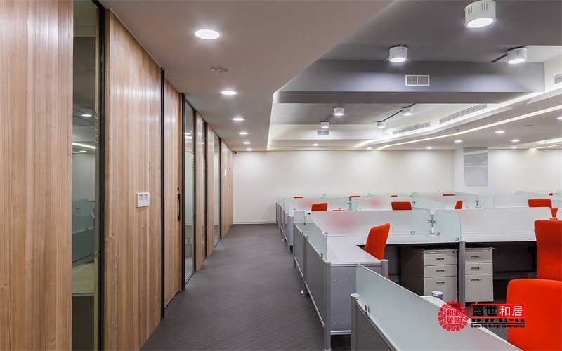 合肥1050平米辦公室裝修:打造高效與美學并重的現(xiàn)代空間.jpg 合肥1050平米辦公室裝修:打造高效與美學并重的現(xiàn)代空間.jpg